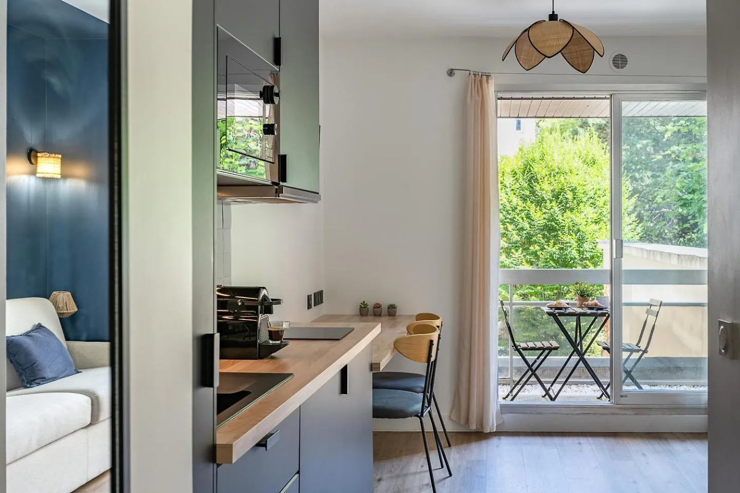 Studio Renove Avec Balcon Pres Des Champs-Elysees Paris Apartamento