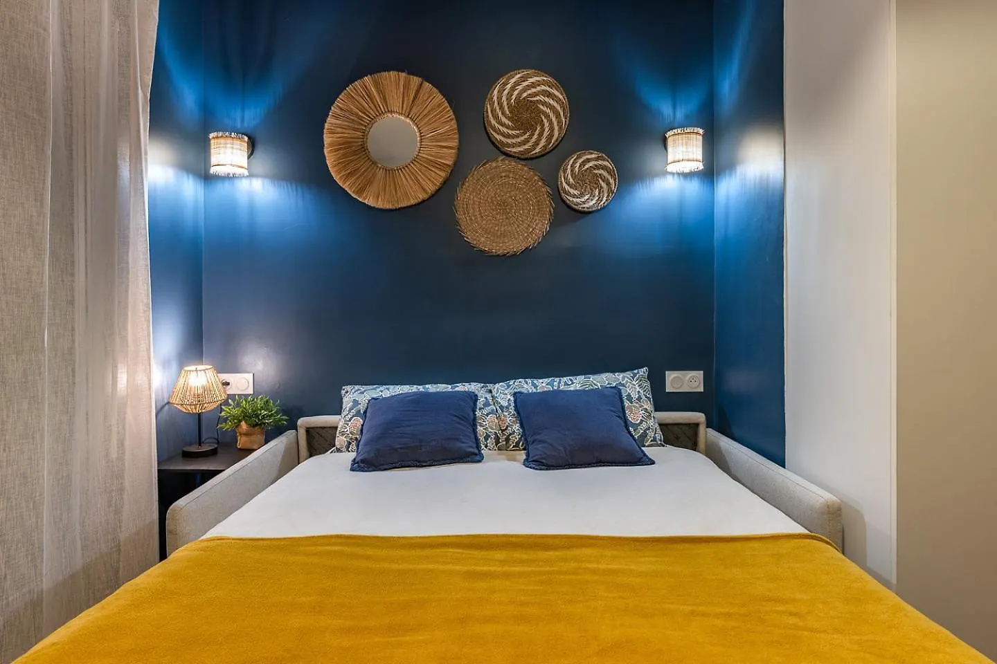 Apartamento Studio Renove Avec Balcon Pres Des Champs-Elysees Paris