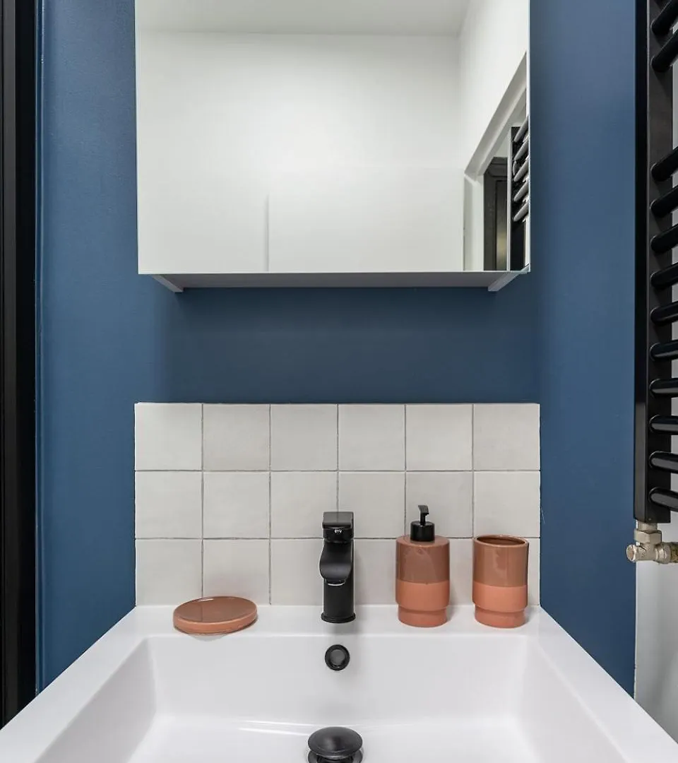 פריז Studio Renove Avec Balcon Pres Des Champs-Elysees
